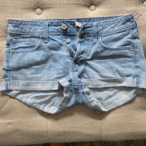 Hollister Jean shorts